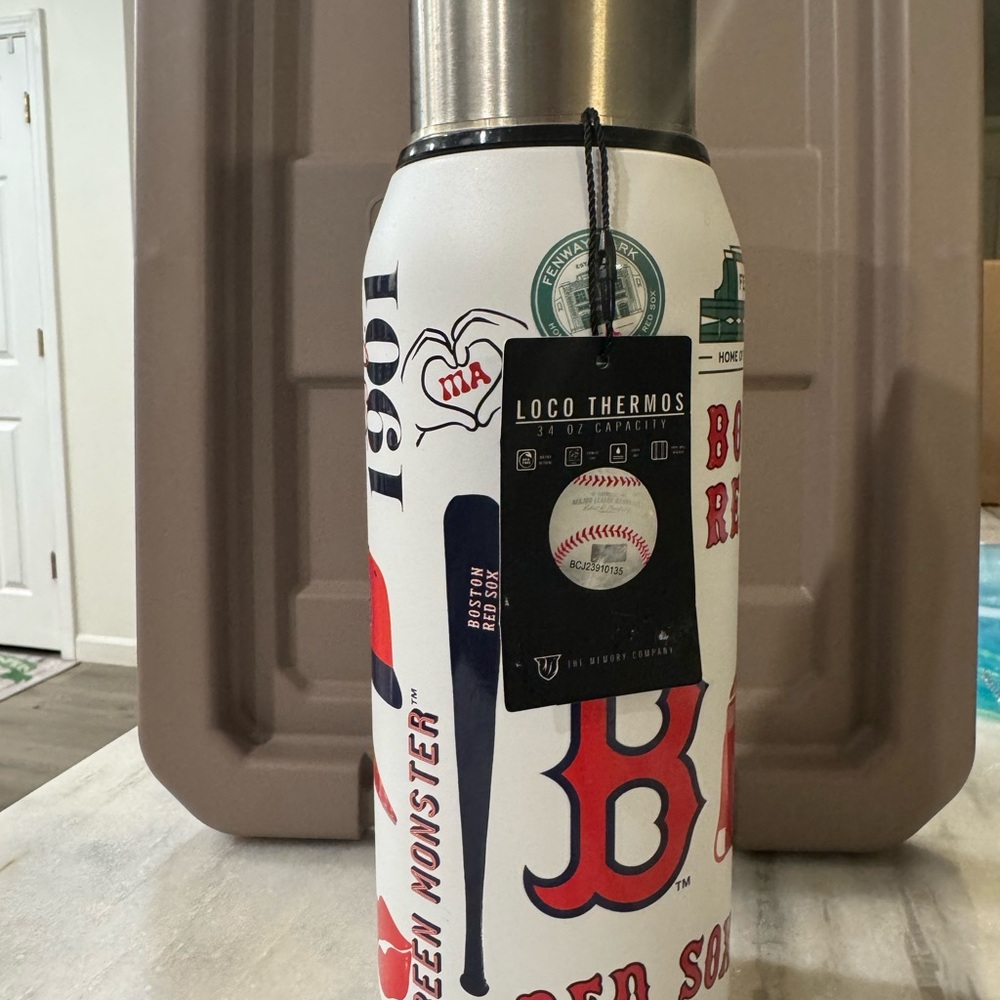 NWT Boston Red Sox Loco Thermos 34 oz